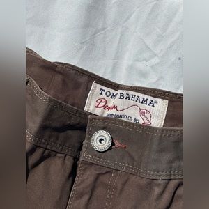 Tommy Bahama Denim Brown Utility Cargo pants Men’s Size 34 100% Cotton